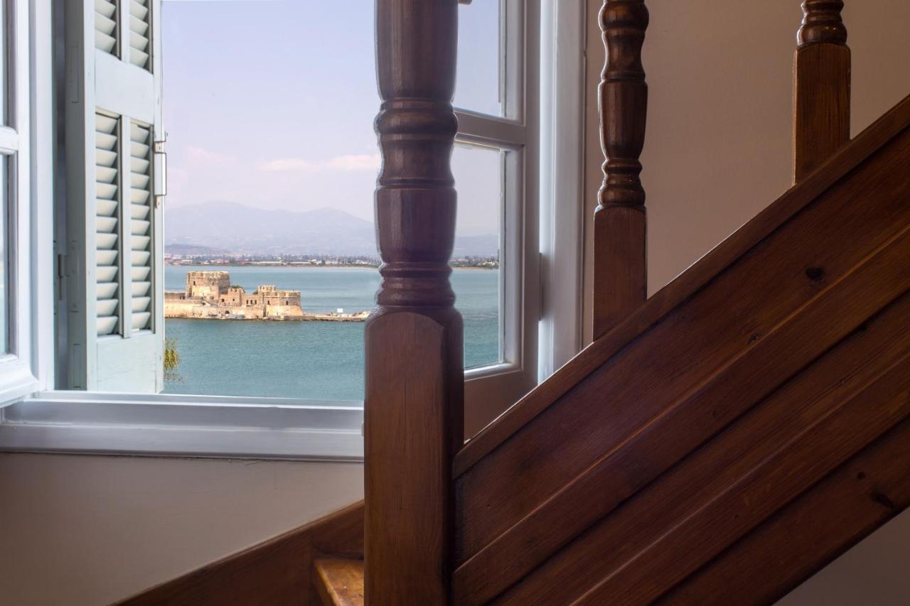 Pension Nikolaos นาฟปลิโอ ภายนอก รูปภาพ