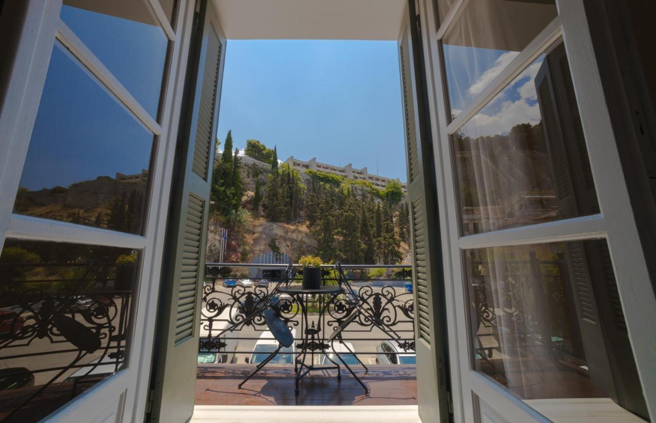 Pension Nikolaos นาฟปลิโอ ภายนอก รูปภาพ