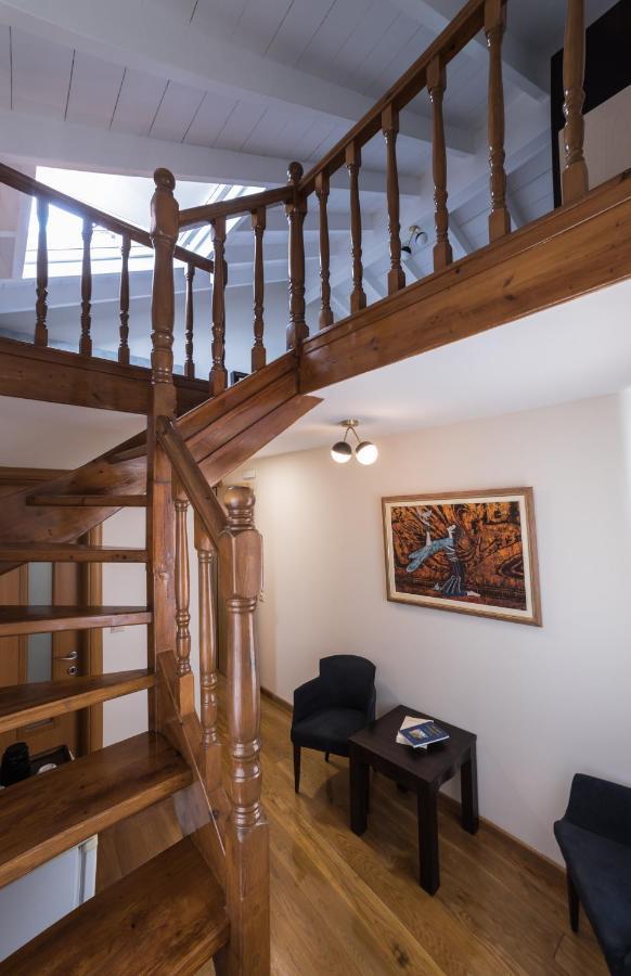 Pension Nikolaos นาฟปลิโอ ภายนอก รูปภาพ